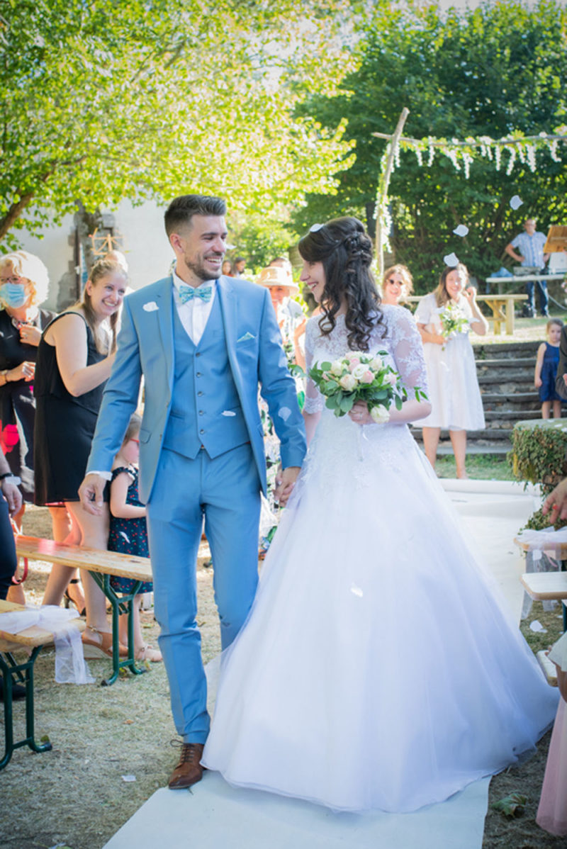 Mariage photos des mariés cérémonie laïque Emilie Champeyroux Photographies Auvergne Riom Aigueperse