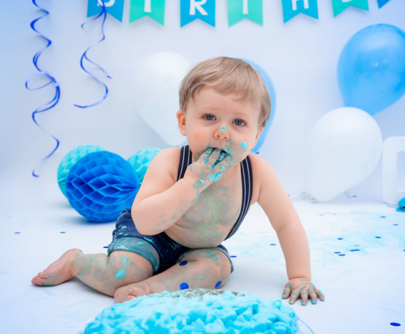 Smash The Cake 1an garçon Emilie Champeyroux Photographies Auvergne Riom Aigueperse