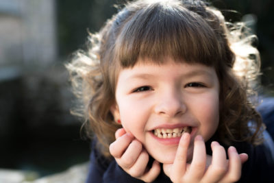 Portrait petite fille Emilie Champeyroux Photographies Auvergne Riom Aigueperse