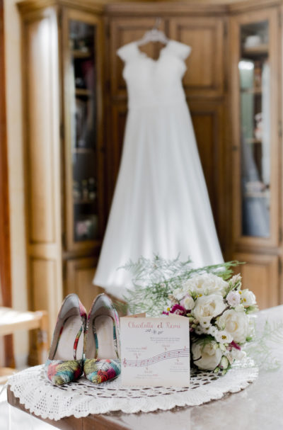 Mariage photos des préparatifs de la mariée Emilie Champeyroux Photographies Auvergne Riom Aigueperse