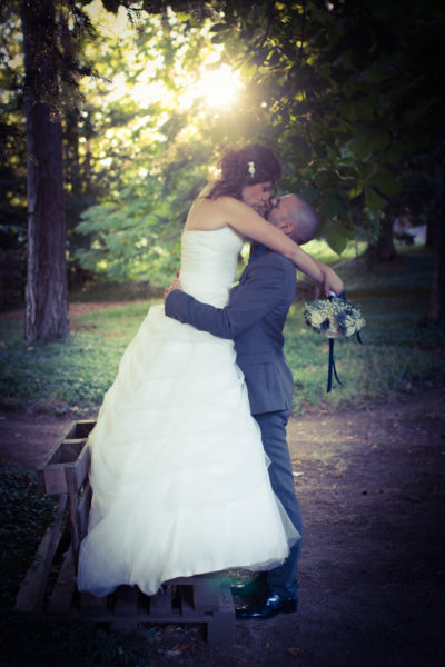 Mariage photos de couple des mariés Emilie Champeyroux Photographies Auvergne Riom Aigueperse