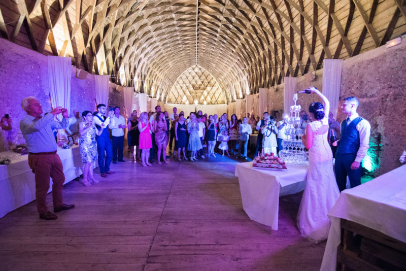 Mariage photos de soirée champagne Emilie Champeyroux Photographies Auvergne Riom Aigueperse