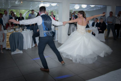 Mariage ouverture de bal des mariés Emilie Champeyroux Photographies Auvergne Riom Aigueperse