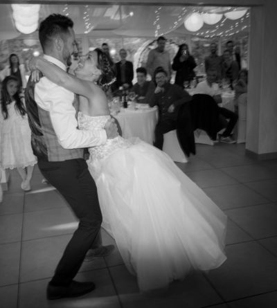 Mariage ouverture de bal des mariés Emilie Champeyroux Photographies Auvergne Riom Aigueperse