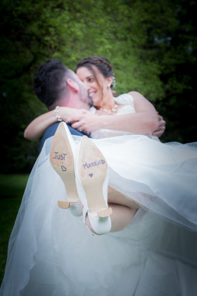 Mariage photos de couple des mariés JUST MARRIED Emilie Champeyroux Photographies Auvergne Riom Aigueperse