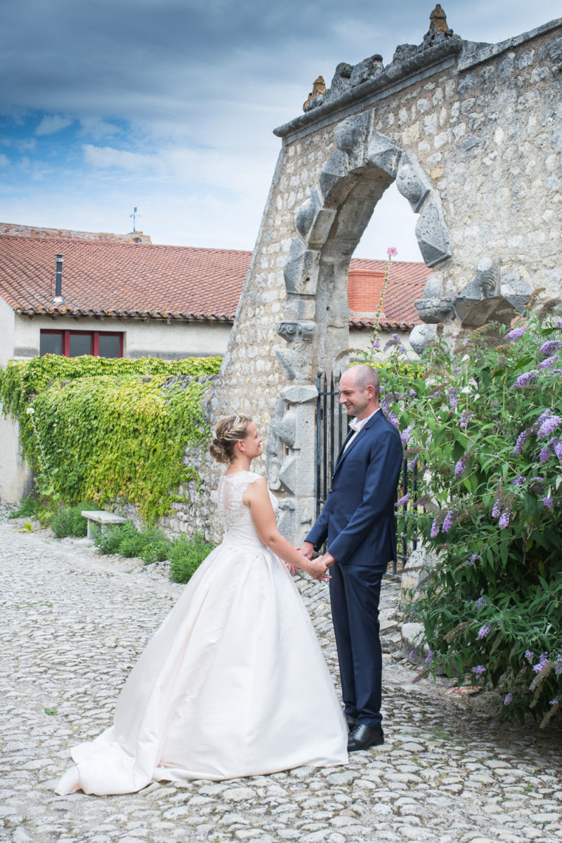 Mariage photos de couple des mariés Emilie Champeyroux Photographies Auvergne Riom Aigueperse