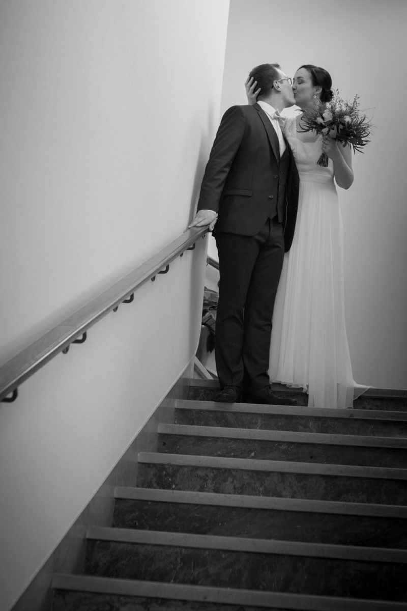 Mariage photos de couple des mariés Emilie Champeyroux Photographies Auvergne Riom Aigueperse