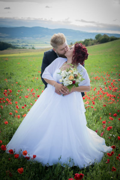 Mariage photos de couple des mariés Emilie Champeyroux Photographies Auvergne Riom Aigueperse